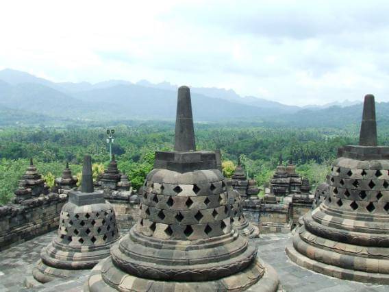 http://cdn.idntimes.com/content-images/post/20150820/borobudurbefore(id.wikipedia.org).JPG