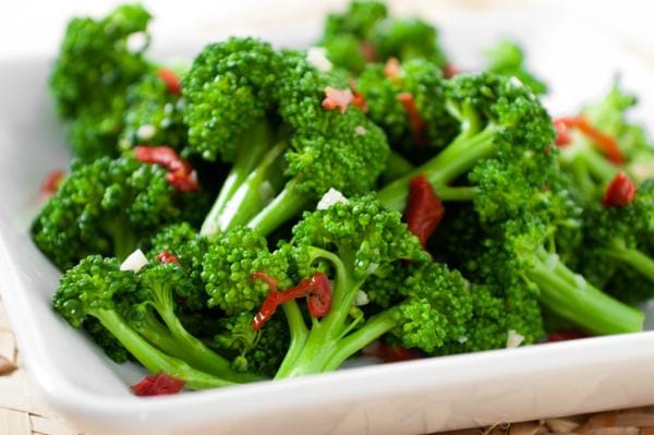 https://cdn.idntimes.com/content-images/post/20170420/broccoli-steamed-dalzr8-d2db93774013424935da186b2872a2e3.jpg