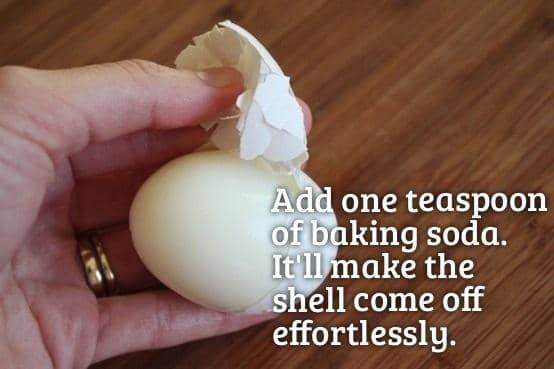 http://cdn.idntimes.com/content-images/post/old/c0970-Life-Hack-For-Hard-Boiled-Eggs.jpg