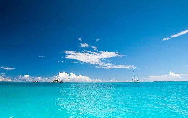 http://cdn.idntimes.com/content-images/post/old/c5395-OrangTua1_hdlandscapewallpapercom.jpg