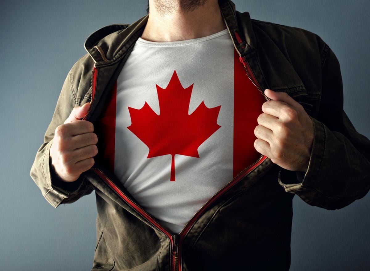 https://cdn.idntimes.com/content-images/post/20170214/canada-shirt-white-red-pose-b421211cb9e7cd457460674ea80dc905.jpg