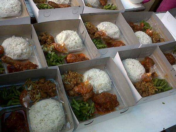 http://cdn.idntimes.com/content-images/post/20160131/cateringdijakarta-550c2aaa3ed40cd1565b92782db4b3a2.jpg