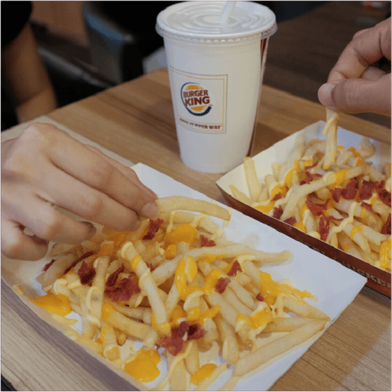 http://cdn.idntimes.com/content-images/post/20160106/cheesy-rasher-fries-54547742fb0d965f55266a5db467bc1a.png