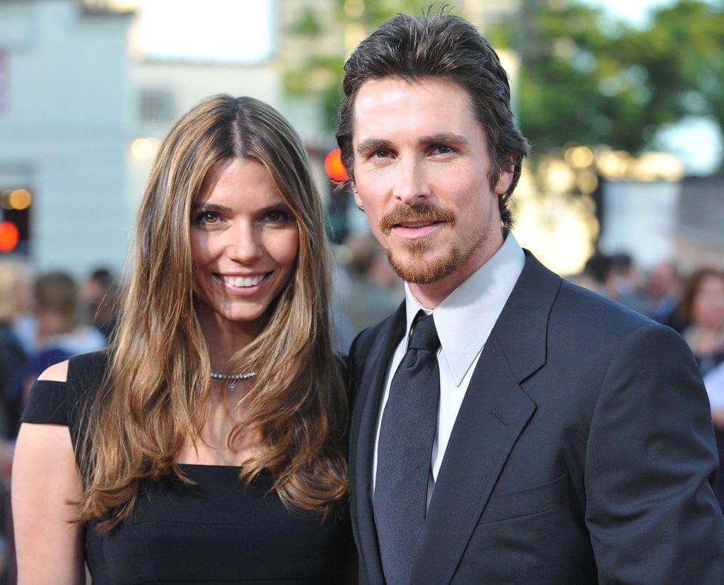 http://cdn.idntimes.com/content-images/post/20160714/christian-bale-sibi-blazic-relationship-pictures-cce43f27940b27b4eb51fb0b6280ff91.jpg