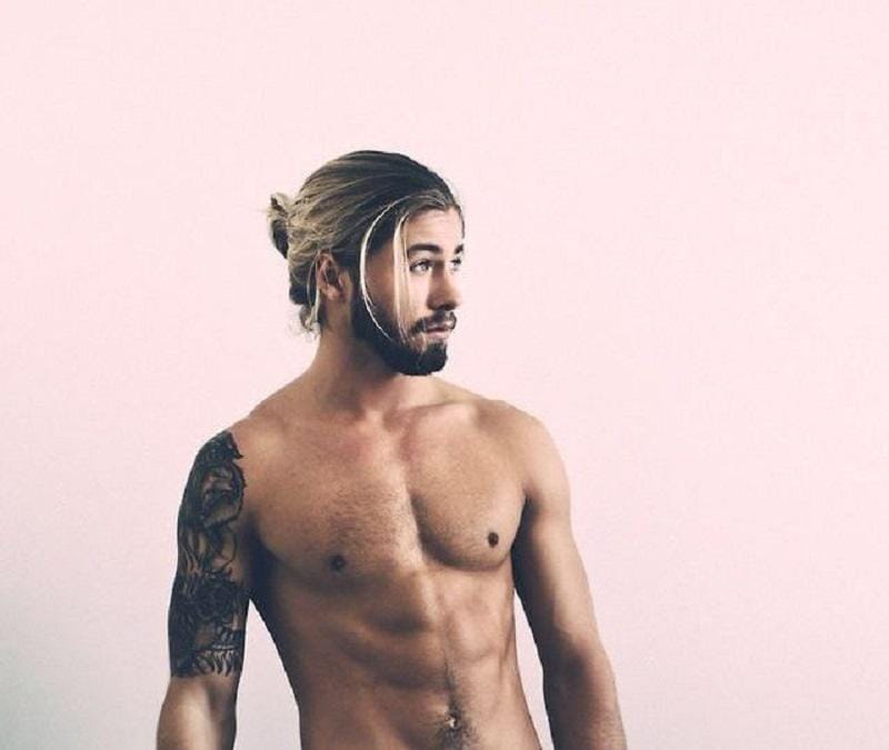 https://cdn.idntimes.com/content-images/post/20170505/cool-man-bun-hairstyles-with-hightlight-and-beard-57710ba18f43d1d32e565021f5fc7a97.jpg