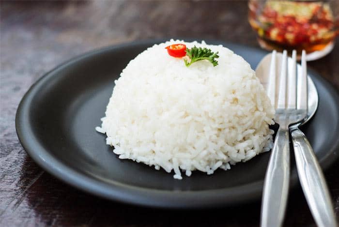 https://cdn.idntimes.com/content-images/blog/20170318/coooked-white-rice-29bb3a0d40abe9e43556b63b251316e8.jpg