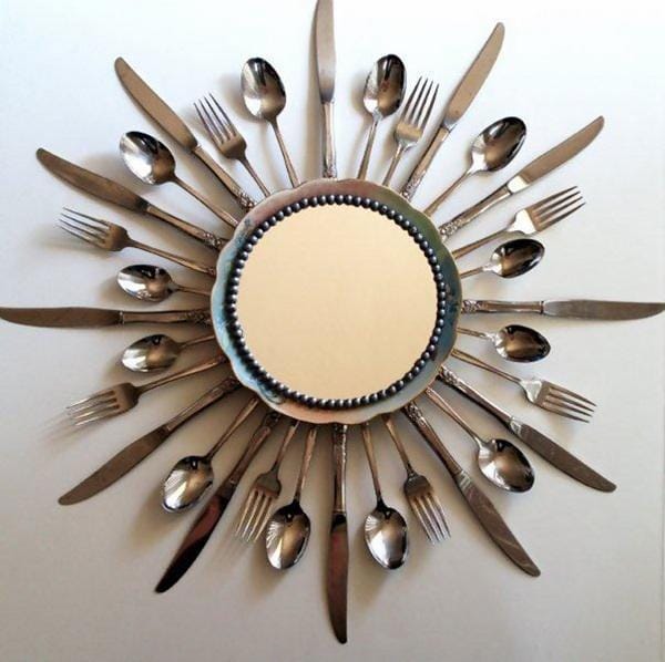 https://cdn.idntimes.com/content-images/post/20170125/creative-upcycling-ideas-cutlery-ideas-wall-decoration-6878e7c6f732ae9654730eac099e92fc.jpg
