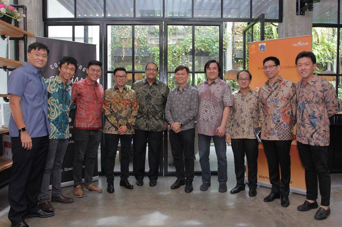 https://cdn.idntimes.com/content-images/post/20170505/east-ventures-press-conference-collaboration-with-sginnovates-c9685d35e83c40e25e18b2c4883ed35f.JPG