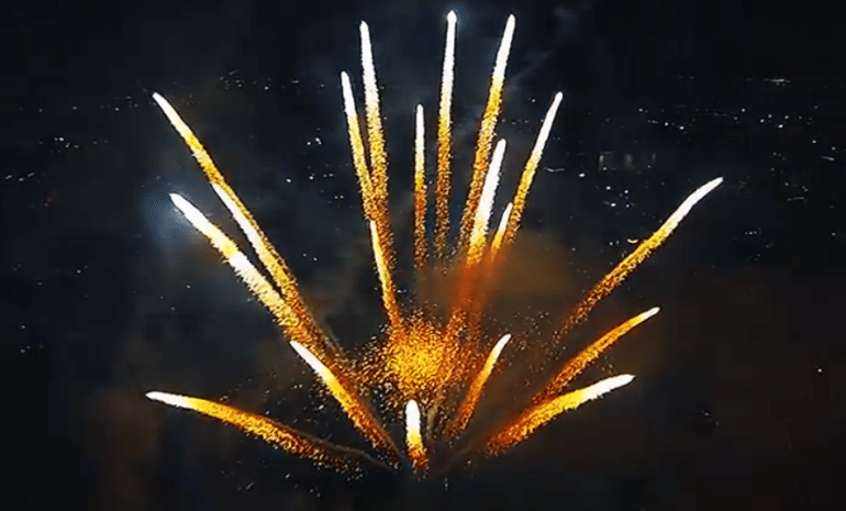 https://cdn.idntimes.com/content-images/post/20161228/fireworks-31fc8d1aa6d8054f0bd140f77a60da0c.png