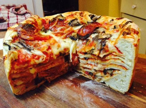 https://cdn.idntimes.com/content-images/post/20161003/food-mashups-pizza-cake-0f456499253ea889595692fe807aabf1.jpg