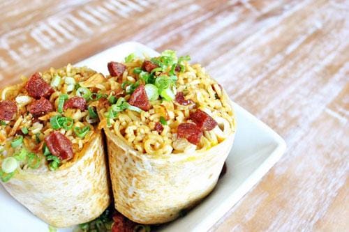 https://cdn.idntimes.com/content-images/post/20161003/food-mashups-ramen-burrito-56e6ae9ed5a0c2538a8f350770bf77a4.jpg