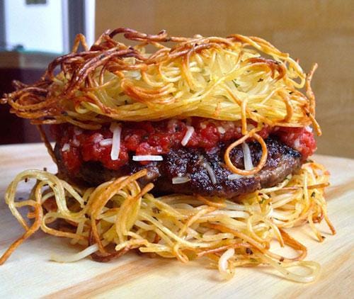 https://cdn.idntimes.com/content-images/post/20161003/food-mashups-spaghetti-burger-5b5625f2c291fc7a469b976386b9d109.jpg