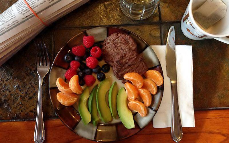 https://cdn.idntimes.com/content-images/post/20170210/food-pics-007-2384386e15a1422bd0c6e12ad0d262c0.jpg