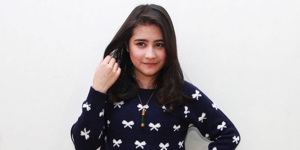 http://cdn.idntimes.com/content-images/post/20160502/foto-prilly-latuconsina-5b7958f41e2b6d423dbd4e6db7e7a2d6.jpg