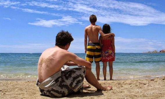 http://cdn.idntimes.com/content-images/post/20151114/friendzone-4-kamar-capebanget-7e41e2444e2f9c4d658db1677d0b6b33.jpg