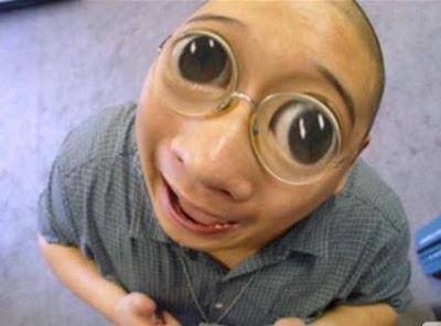 https://cdn.idntimes.com/content-images/post/20161207/funny-people-face-big-wallpaper-123b48c0d47610139b7f6f4bf657f667.JPG