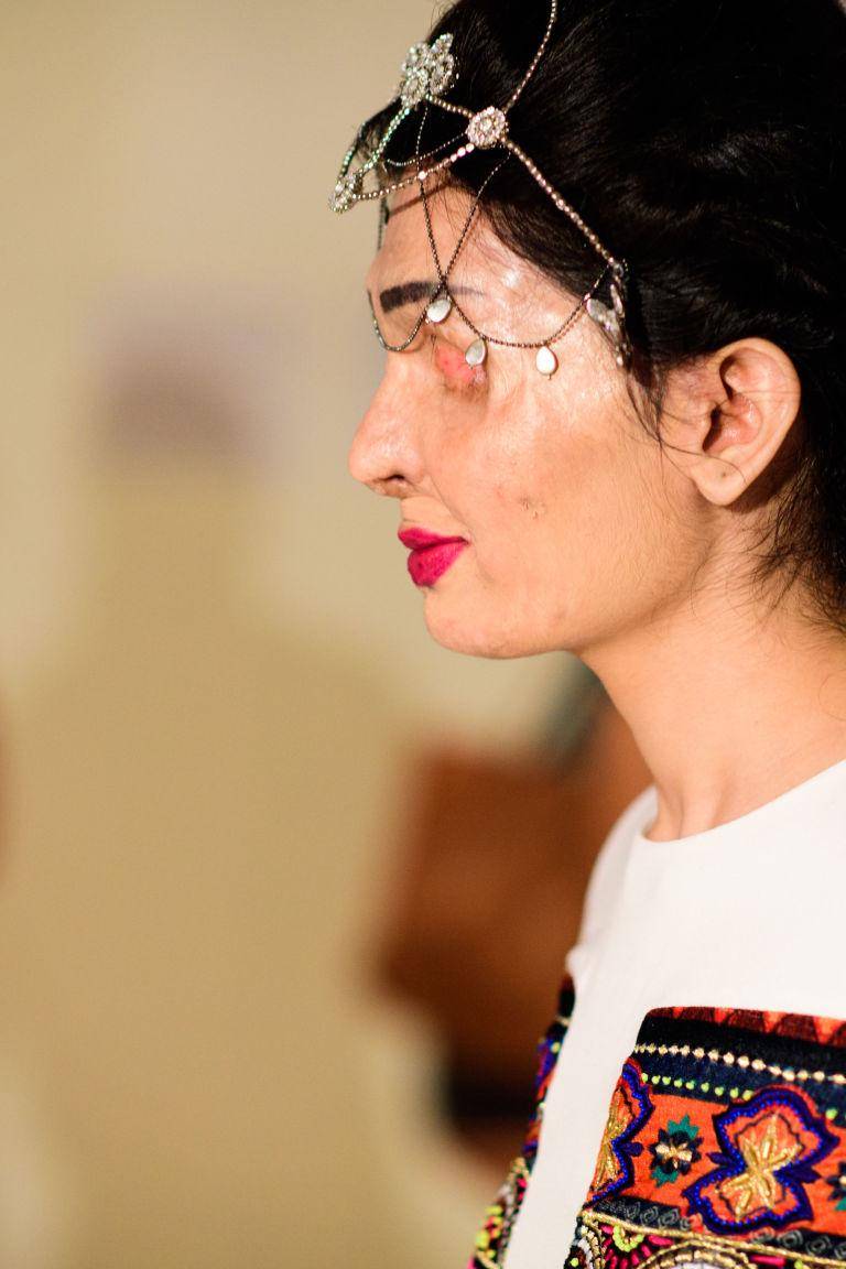 https://cdn.idntimes.com/content-images/post/20160913/gallery-1473425966-nyfw-ss17-027-7a1675079d845b1199cb47d14d8fcdc5.jpg