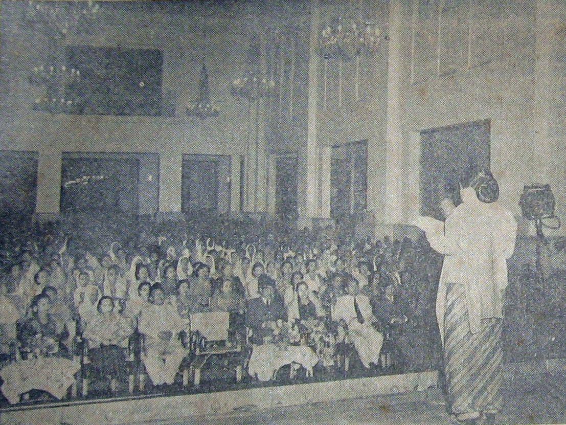 https://cdn.idntimes.com/content-images/post/20160930/gerwani-suara-indonesia-25-jan-1954-p1-75171c7ef0ac338aec387ee37d3de34d.jpg