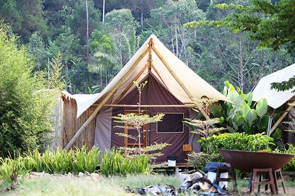 https://cdn.idntimes.com/content-images/post/20161101/glamping4-9d2e590451d2ad90f6b06a388eb78178.jpg