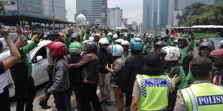 https://cdn.idntimes.com/content-images/post/20161003/go-kompas-54134d69febec8769d696659d6695403.jpg