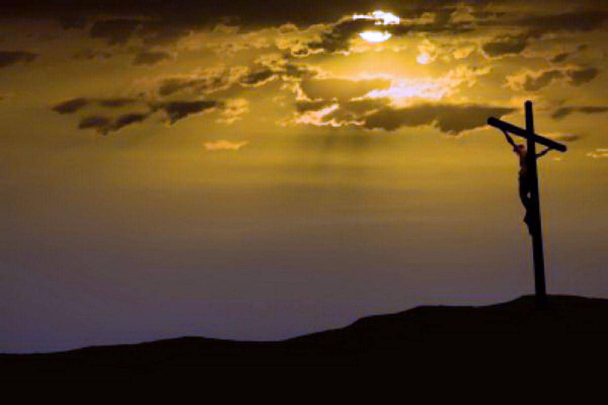 http://cdn.idntimes.com/content-images/post/20160105/good-friday-sky-evening-jesus-cross-3d-and-hd-wallpaper-1729404-98865bb9694745e4a523303ccb743786.jpg