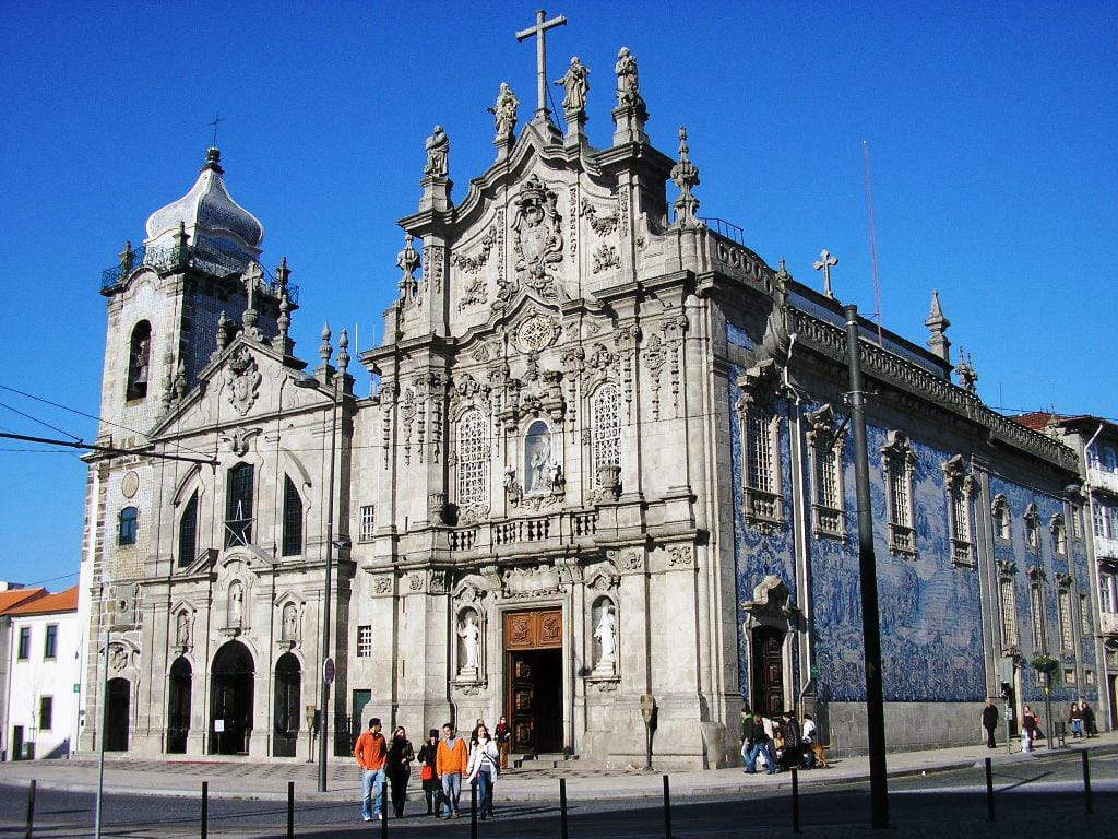 https://cdn.idntimes.com/content-images/post/20161214/igrejas-carmelitas-carmo-porto-fccf87a4b99438a6c6d81385a3b9a512.JPG
