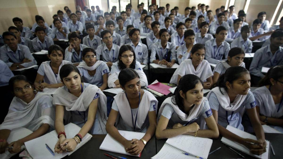 https://cdn.idntimes.com/content-images/post/20170509/india-entrance-exam-students-2568eeb3e3971c91a09306b223b23e74.jpg