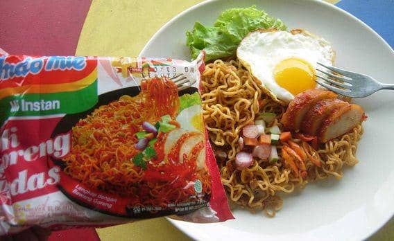 http://cdn.idntimes.com/content-images/post/20151004/indomiepedas.jpg