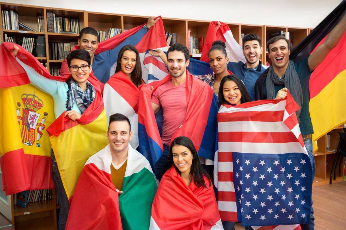 https://cdn.idntimes.com/content-images/post/20170209/int-student-7a260a0792c8edb12e3a4fd523a4cbec.jpg