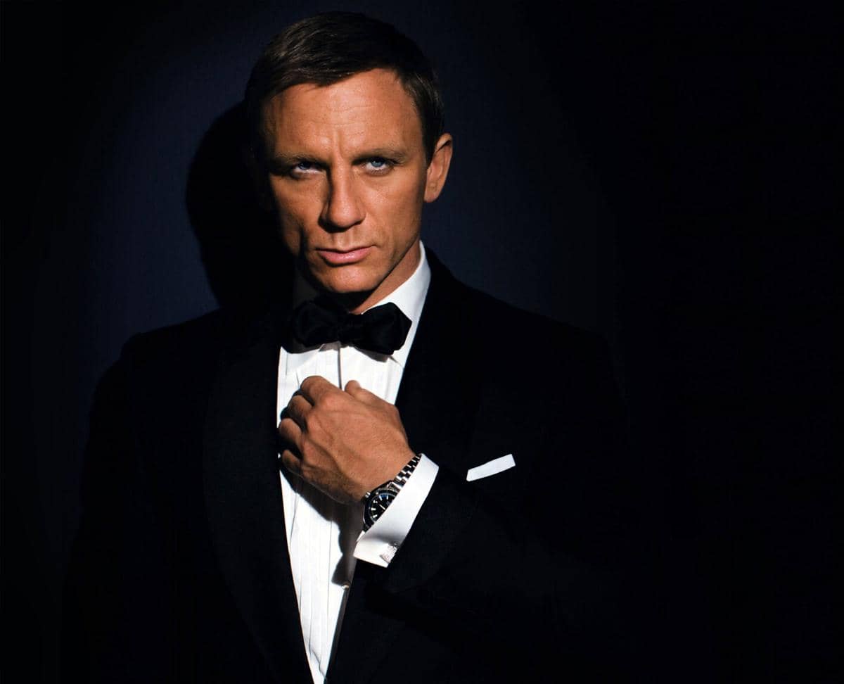 http://cdn.idntimes.com/content-images/post/20160728/james-bond-photos-1024-x768-8f845647699af5bbbfa91ecb5fa9c968.jpg