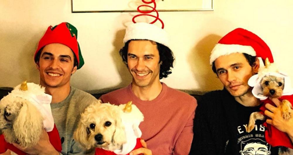 https://cdn.idntimes.com/content-images/post/20170410/james-franco-brothers-spread-more-holiday-cheer-social-39e426426495784a9e36df4d8a9b4a70.jpg