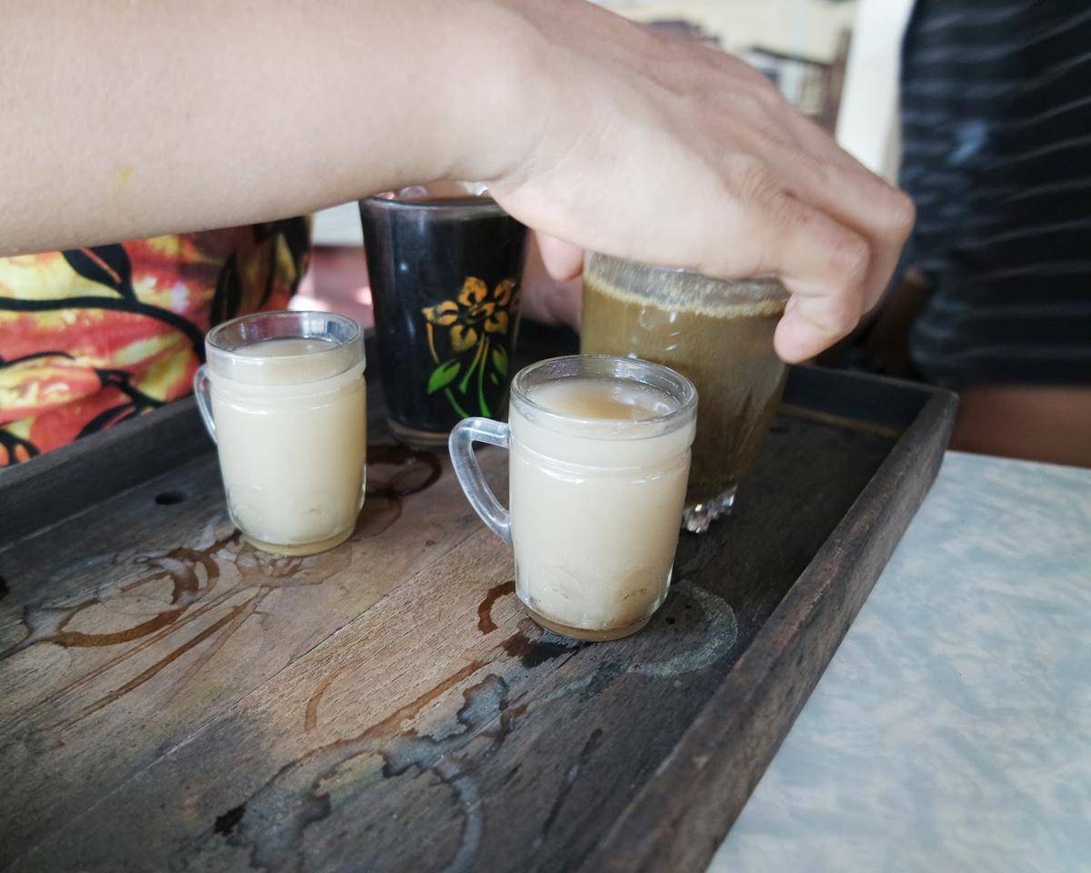 https://cdn.idntimes.com/content-images/post/20170117/jamu-gelas-2c9488cab2c461787bee497901e1ee0e.jpeg