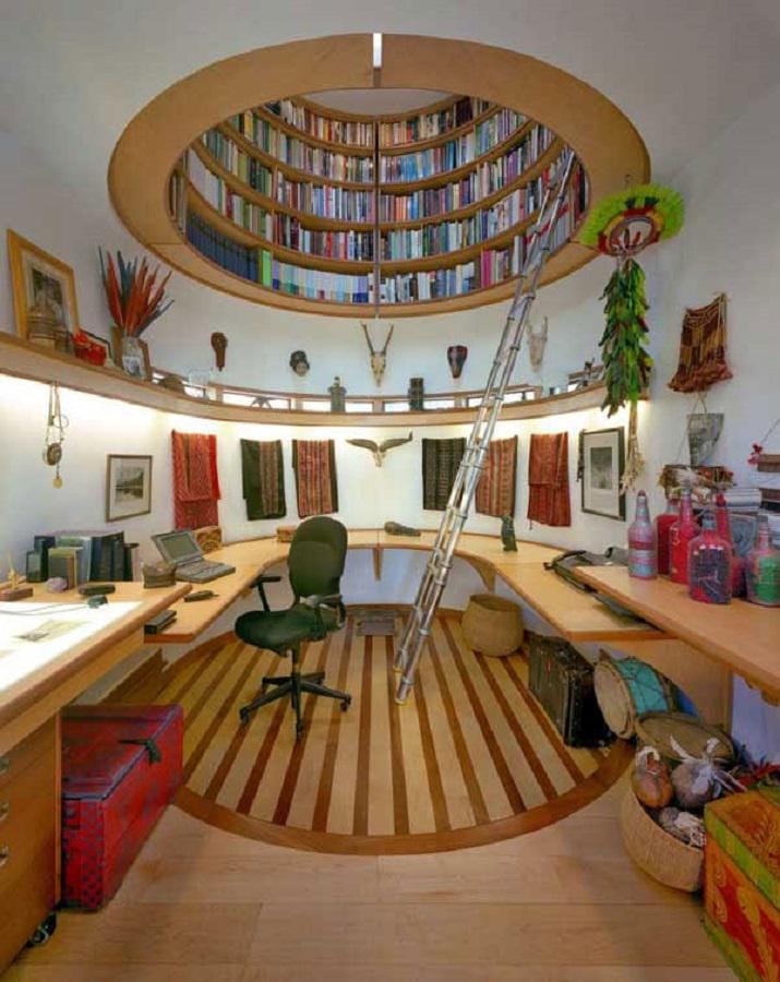 https://cdn.idntimes.com/content-images/post/20170426/jaw-dropping-home-library-nestled-in-the-attic-space-1f55e9ebe6ebc03a9f76652ee269367a.jpg