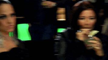 https://cdn.idntimes.com/content-images/post/20170103/jea7-52c5e2456cb65a568d716418e66c19cb.gif