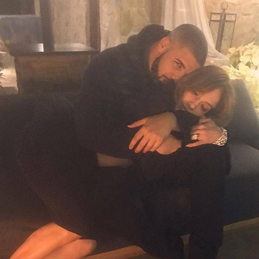 https://cdn.idntimes.com/content-images/post/20161230/jlo-25030ceb242ea93077e2bc62067be6fe.jpg
