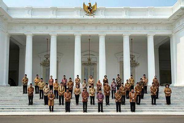 http://cdn.idntimes.com/content-images/post/20160406/jo-bisnis-782f10549834f5339ffd4349811a355e.jpg