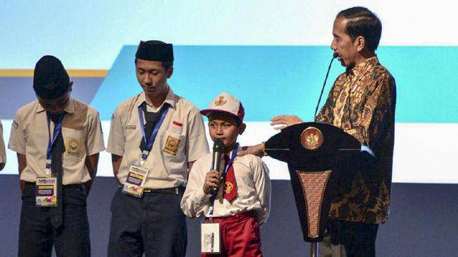 https://cdn.idntimes.com/content-images/post/20170126/jokowi-kip-ce2a568ba7b86d85fd4b70dea2781b9e.jpg