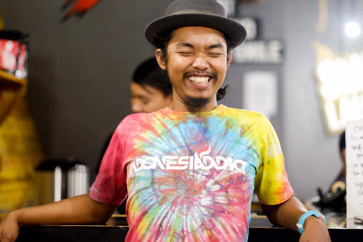 https://cdn.idntimes.com/content-images/post/20170904/kedai-dodit-7-596ddf3a4a1ffd2fc053e7d29a720757.jpg