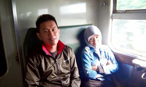 http://cdn.idntimes.com/content-images/post/20150829/kereta10_modus.jpg