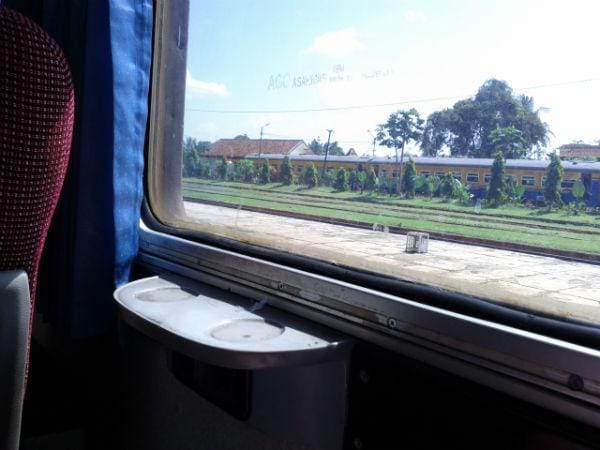 http://cdn.idntimes.com/content-images/post/20150928/keretaapi10.jpg