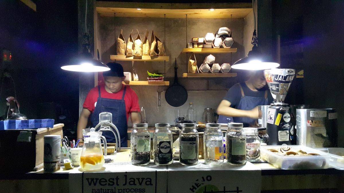 http://cdn.idntimes.com/content-images/post/20160524/klinik-kopi-92a87a64bb0c219b93f097f38103b34c.jpg