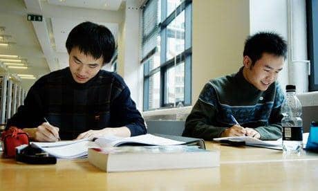 http://cdn.idntimes.com/content-images/post/20160104/korean-students-at-london-007-ebc1c66df4837f55bb04976de4f3b7d6.jpg