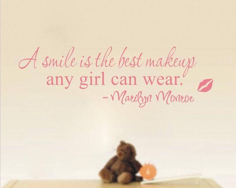 https://cdn.idntimes.com/content-images/post/20170515/kostenloser-versand-big-grosse-heisser-inspirierende-spruche-ein-lacheln-ist-die-beste-vinylwand-zitate-aufkleber-aufkleber-dc1a75a859e95d1ca2f8bd77ace463b2.jpg