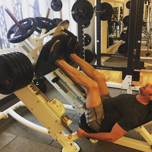 https://cdn.idntimes.com/content-images/post/20170320/leg-presses-f7947839db4fbd4a7885184e2d7fdd62.jpg