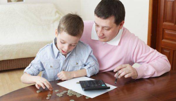 https://cdn.idntimes.com/content-images/post/20170401/lessons-on-money-that-every-parent-should-tell-their-children-600x344-813abd69a0baa768f217851979832cba.jpg