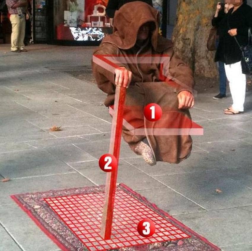https://cdn.idntimes.com/content-images/post/20161229/levitating-street-performer-magic-trick-revealed-d432907e253b131cc4eebd0ec9c50896.jpg