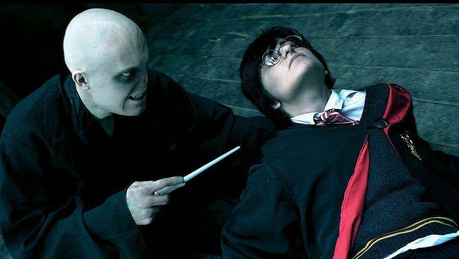 http://cdn.idntimes.com/content-images/post/20160528/lord-voldemort-harry-potter-by-your-pain-d41a9t4-d4d90841ba11eec21427aebad2d875c3.jpg