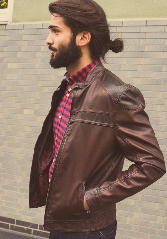 https://cdn.idntimes.com/content-images/post/20170505/low-back-man-bun-hairstyle-2b434c6be08cab0461bb3456dfbf6492.jpg