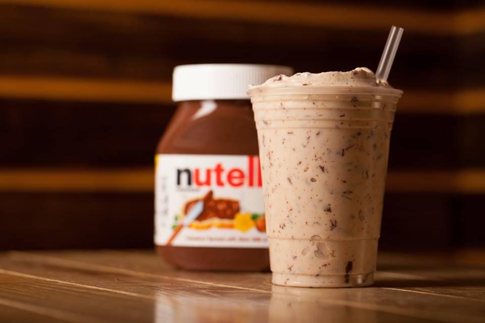 https://cdn.idntimes.com/content-images/post/20170515/m-burger-nutella-milkshake-00696f950d30a15339d856b5f4cc1db8.jpg