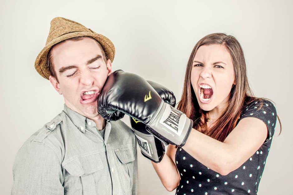 https://cdn.idntimes.com/content-images/post/20170110/man-couple-people-woman-958f1db705f42642f6859891302b6517.jpg